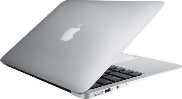 MacBook Air 13" (2017) – Intel Core i5, 8GB RAM, 128GB SSD, Retina Display – Silver | Used in Excellent Condition